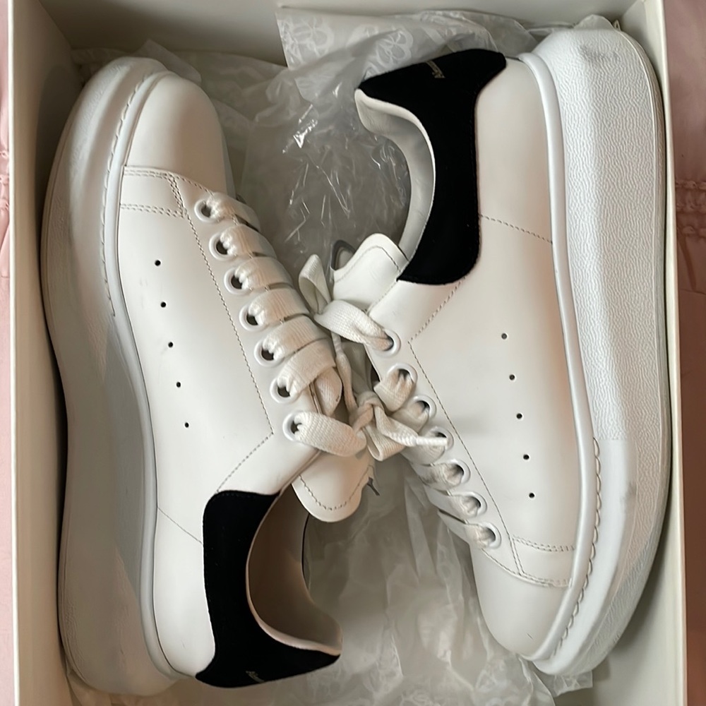 Alexander McQueen Sneaker